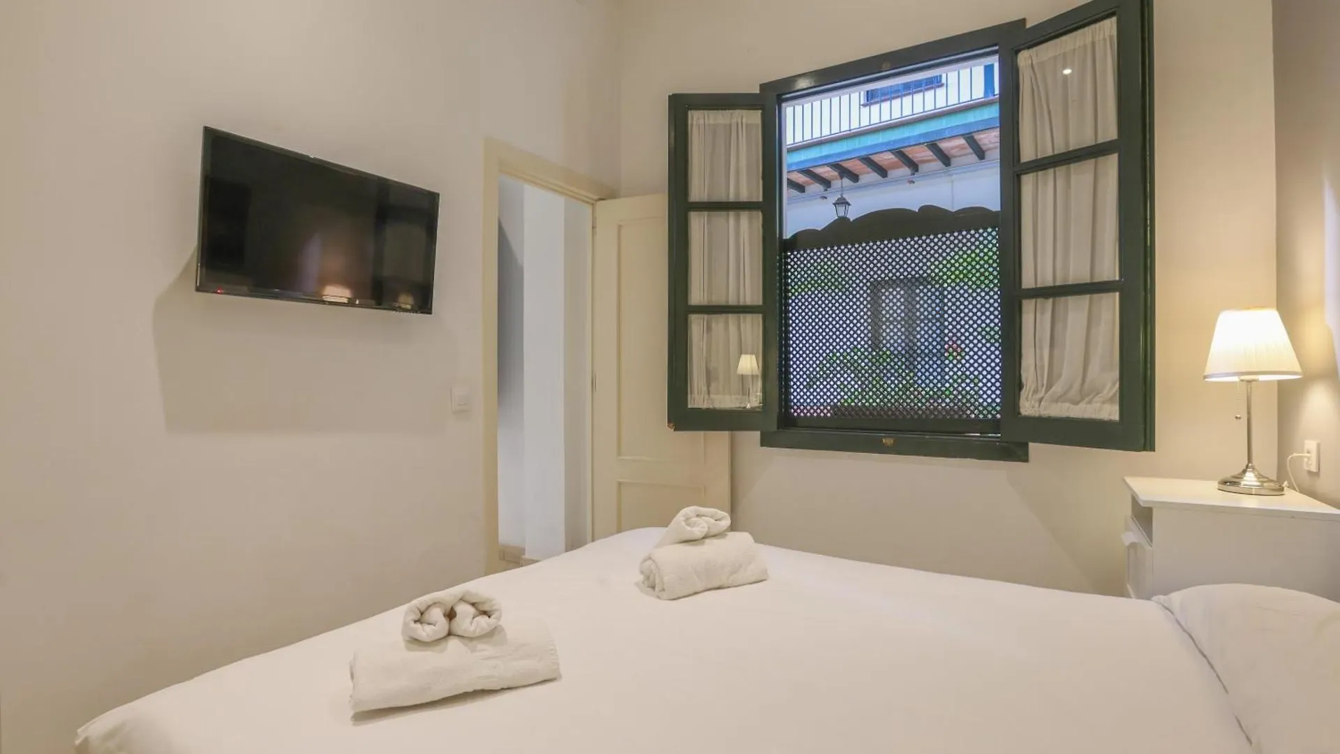 Patio De La Cartuja - 2 Pax Apartment Seville