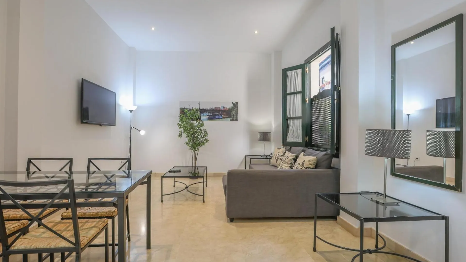 Patio De La Cartuja - 2 Pax Apartment Seville